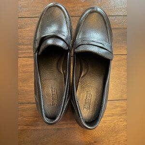 Born Women's Classic Black Leather Loafers Size 8
